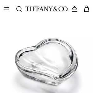 Tiffany & Co. Elsa Peretti Heart Shaped Crystal Trinket Bowl